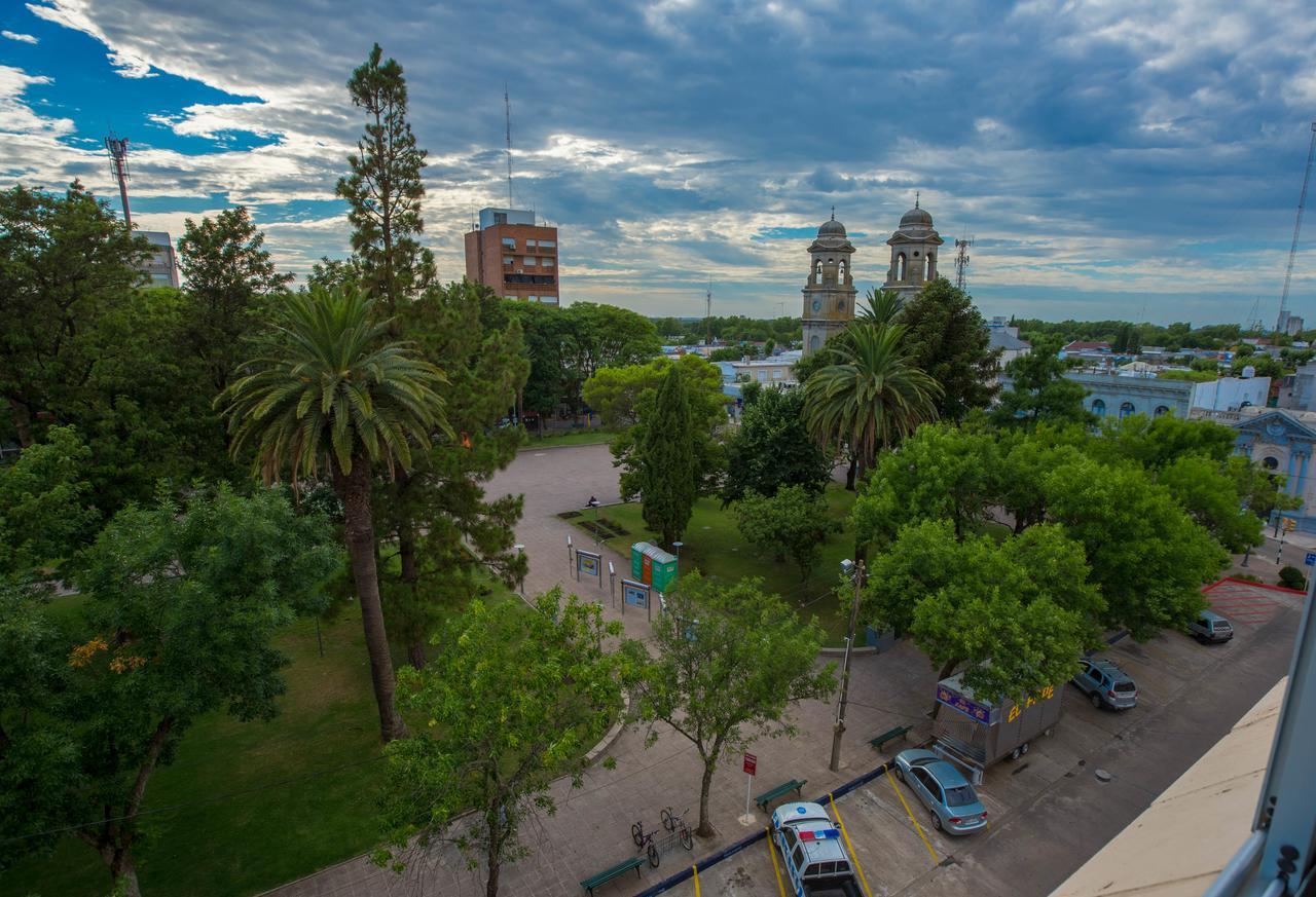 Gran Hotel Flores ตรินิดาด ภายนอก รูปภาพ